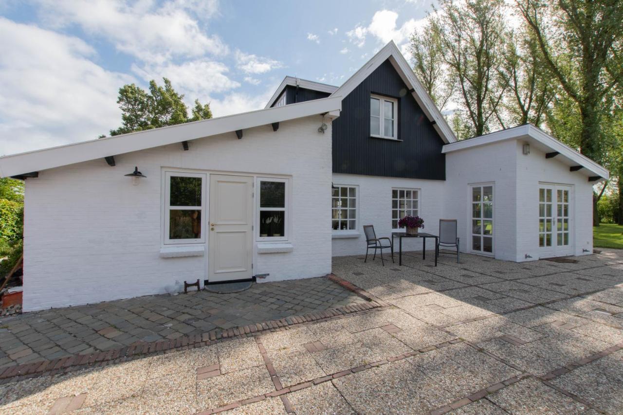 Prachtig Gelegen Vrijstaand Landhuis Hansweert Eksteriør bilde